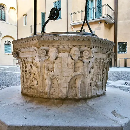 Palazzo Confalonieri Da Lisca * Verona