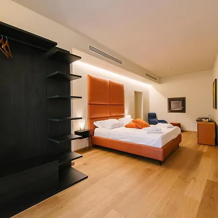 Apartment Palazzo Confalonieri Da Lisca *