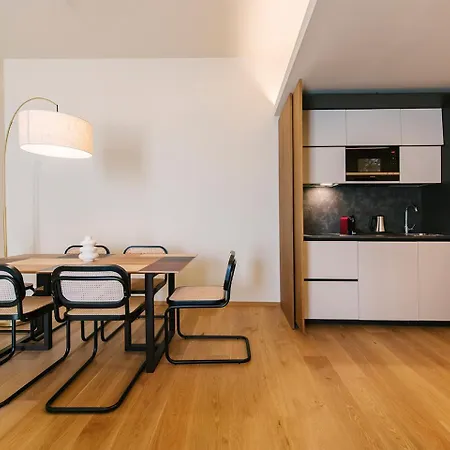 Apartment Palazzo Confalonieri Da Lisca *
