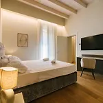 Apartmán Palazzo Confalonieri Da Lisca *