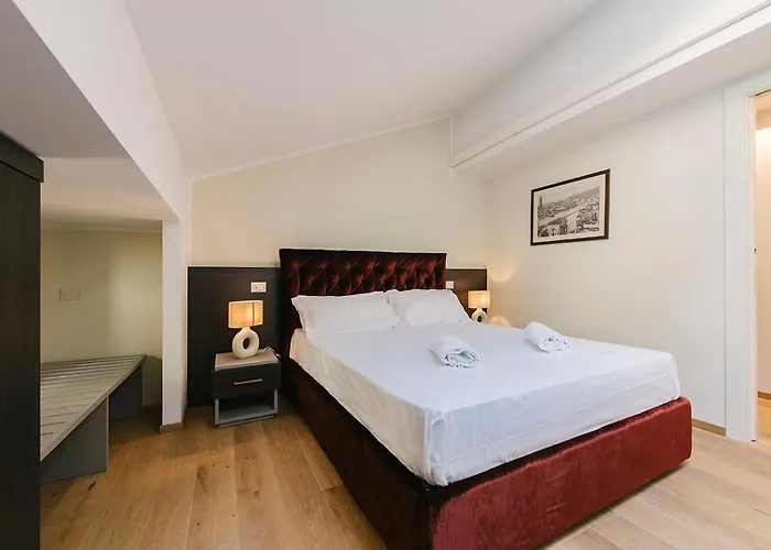 Palazzo Confalonieri Da Lisca Appartement *