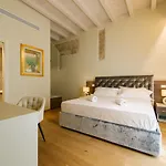 Apartment Palazzo Confalonieri Da Lisca *
