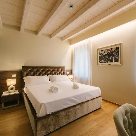 Palazzo Confalonieri Da Lisca Verona