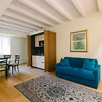 דירה Palazzo Confalonieri Da Lisca *