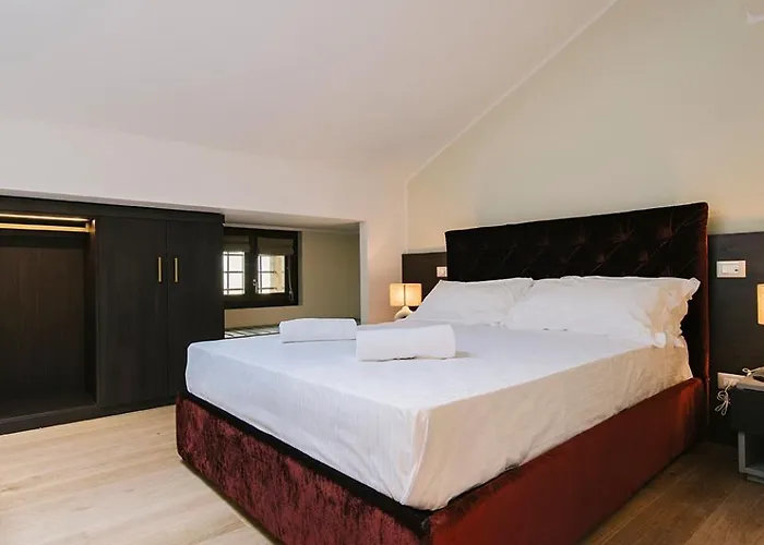 Apartment Palazzo Confalonieri Da Lisca *