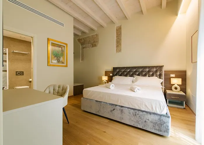 Apartment Palazzo Confalonieri Da Lisca *