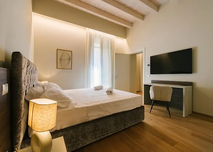 Apartment Palazzo Confalonieri Da Lisca *