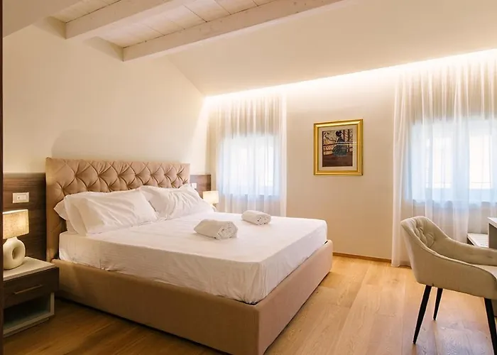 Apartment Palazzo Confalonieri Da Lisca