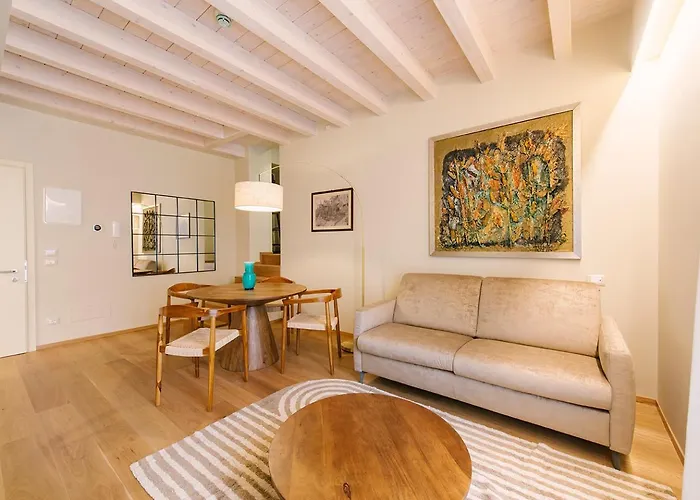 Apartment Palazzo Confalonieri Da Lisca *