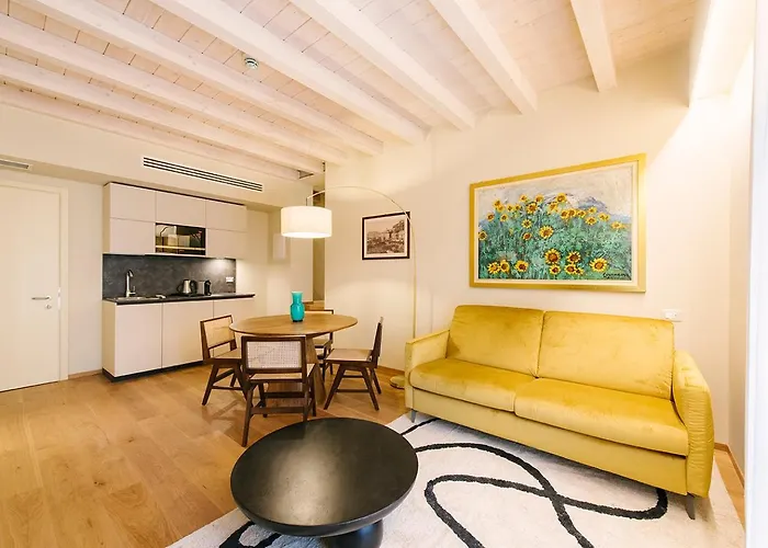 Apartment Palazzo Confalonieri Da Lisca *